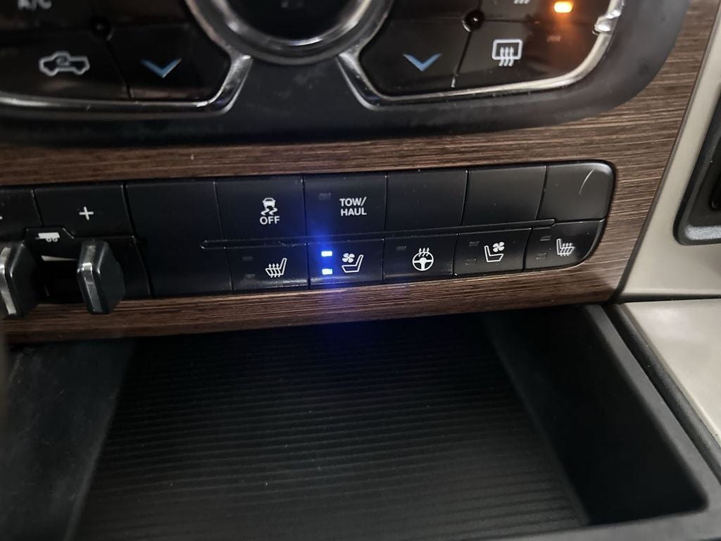 2013 RAM 1500 Laramie