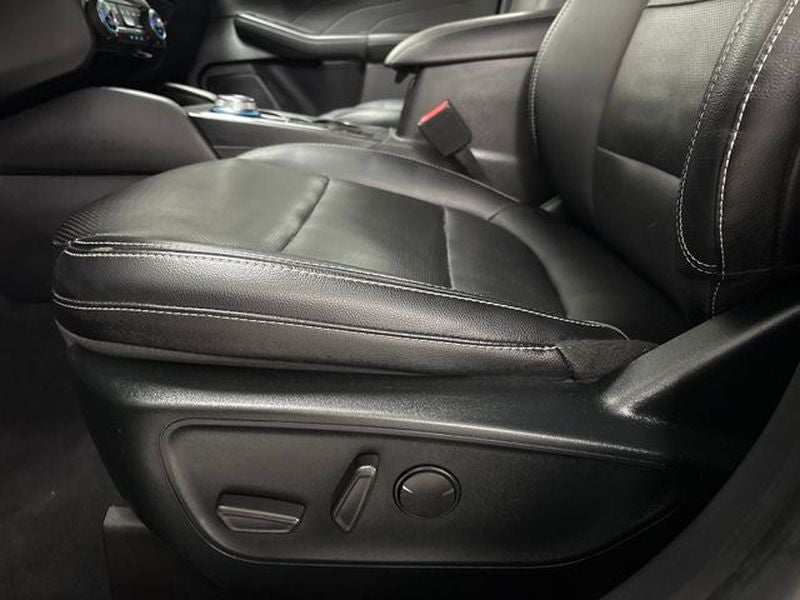 2022 Ford Escape SEL Hybrid