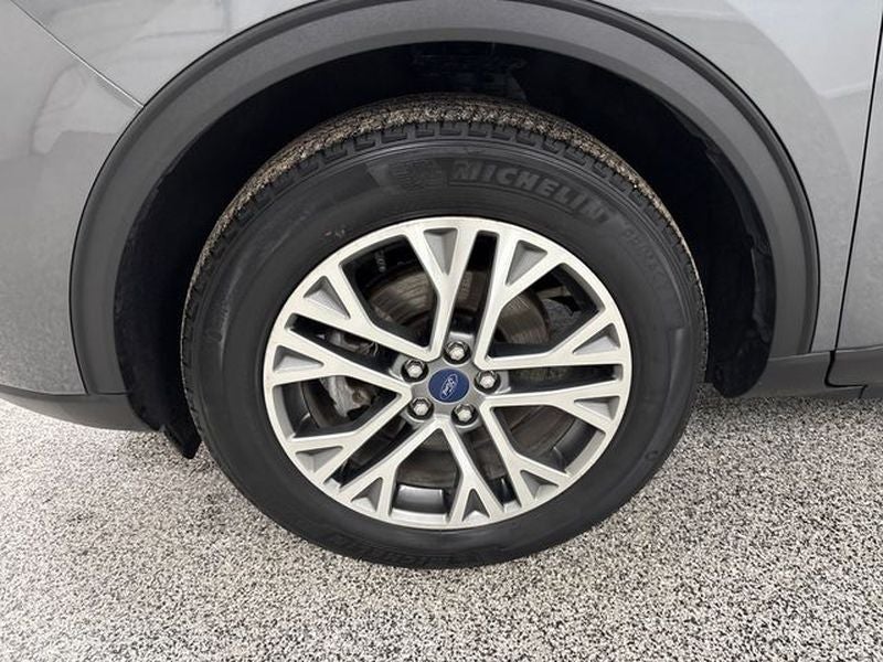 2022 Ford Escape SEL Hybrid