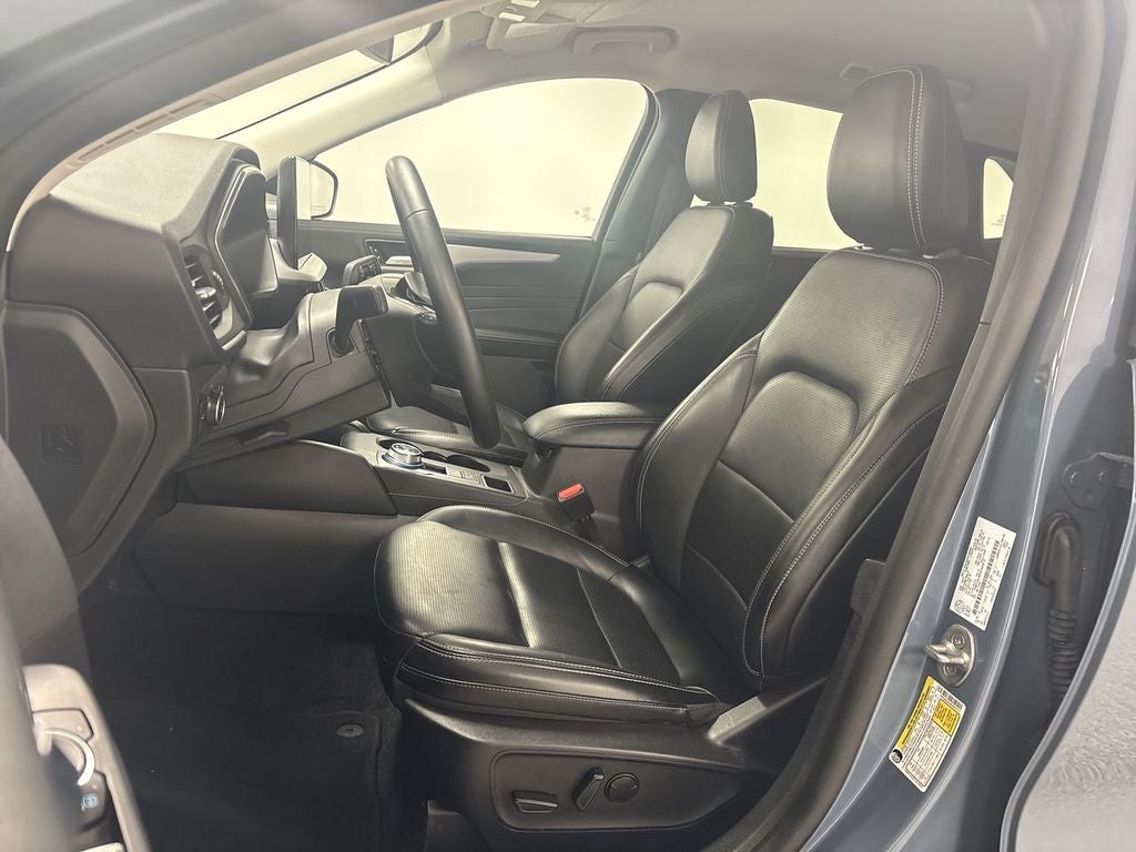 2025 Ford Escape Platinum