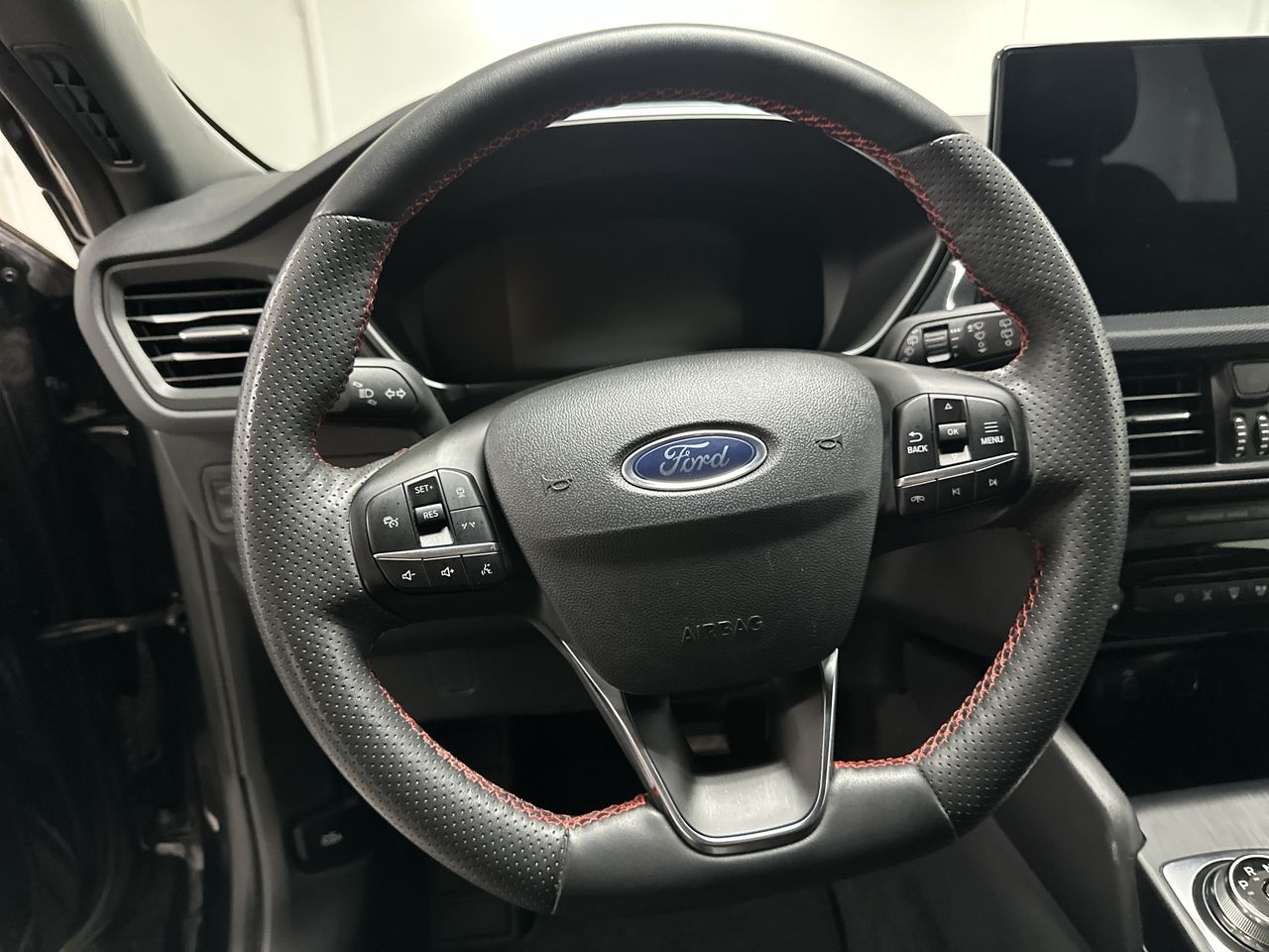 2024 Ford Escape ST-Line Select