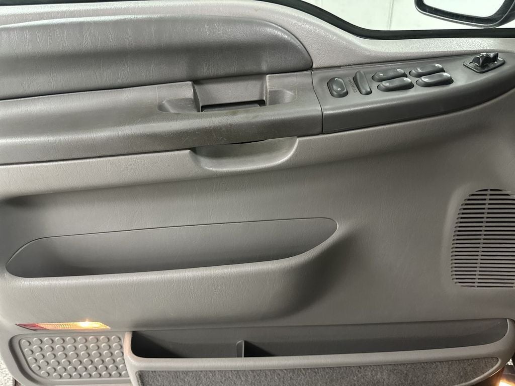 2000 Ford Excursion XLT