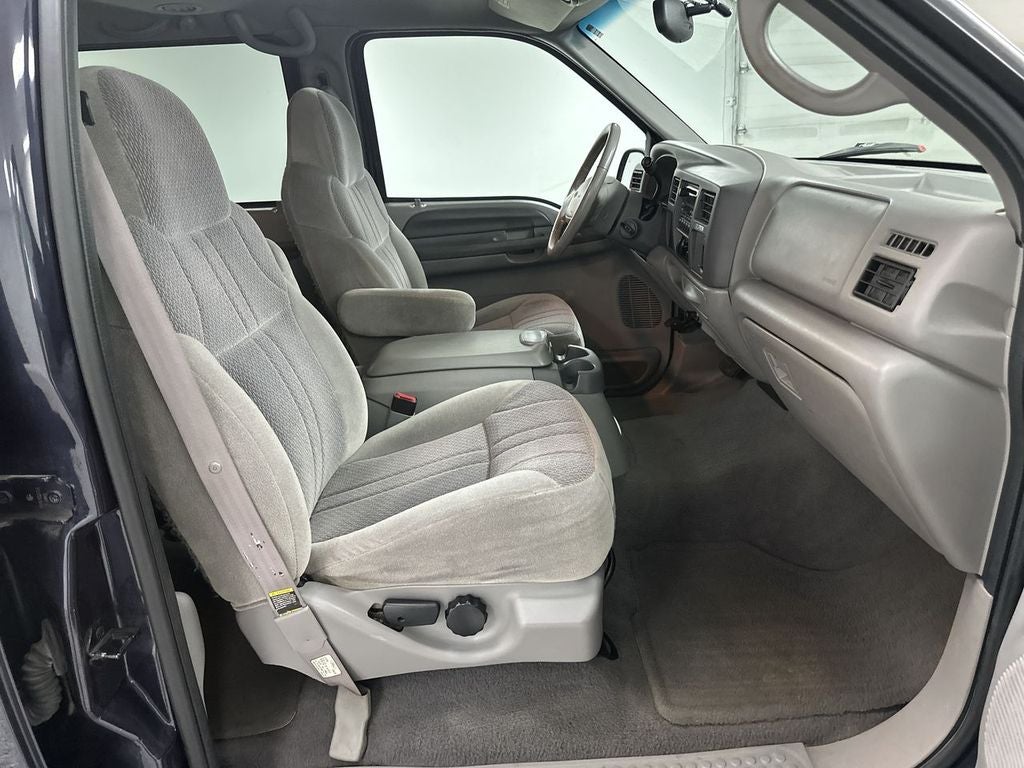 2000 Ford Excursion XLT