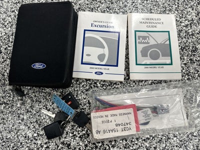 2000 Ford Excursion XLT