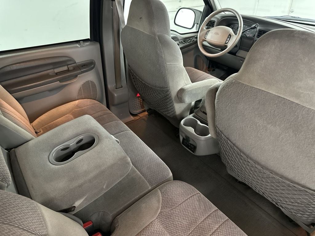 2000 Ford Excursion XLT