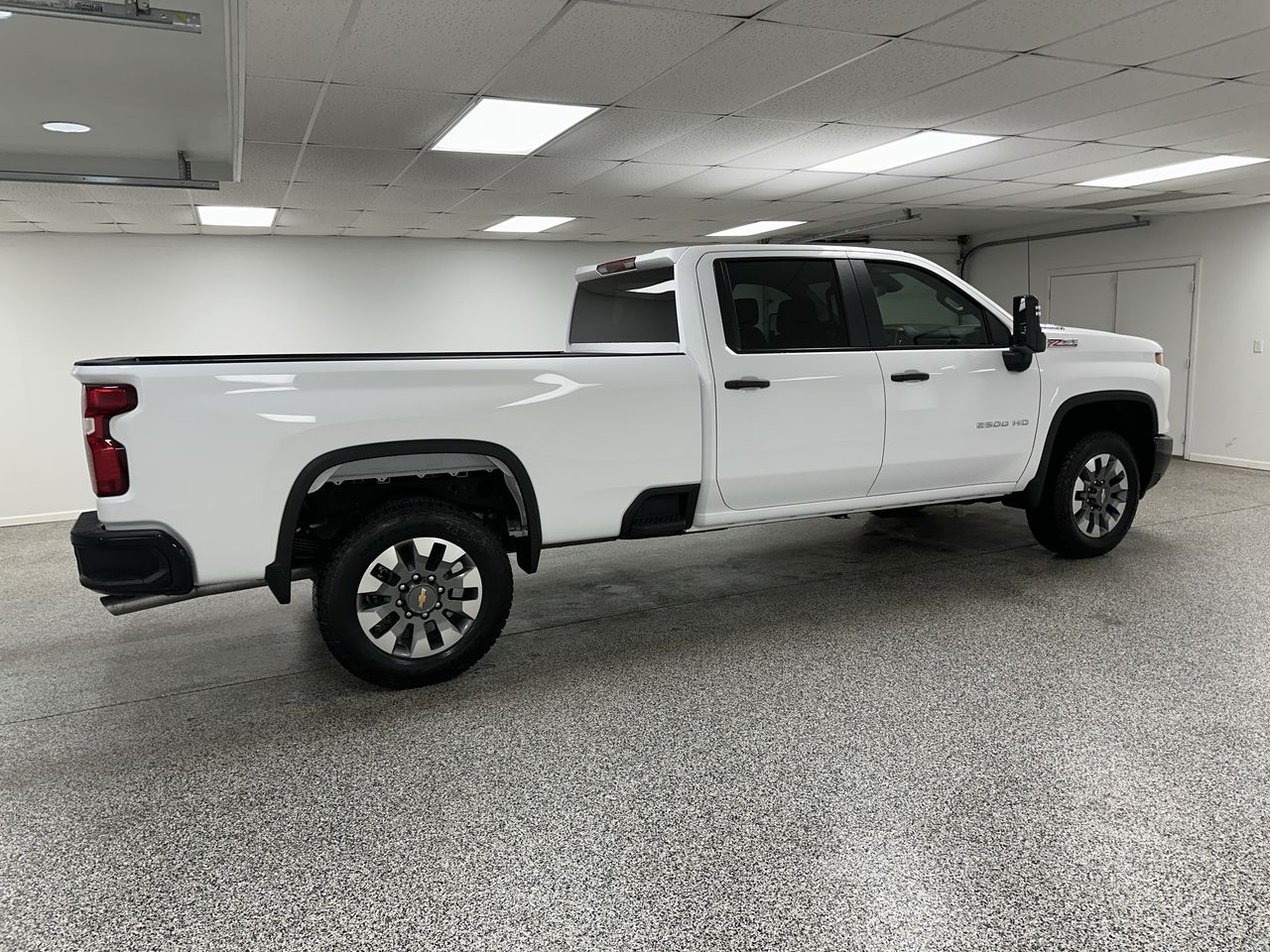 2026 Chevrolet Silverado 2500 HD Custom - Photo 8