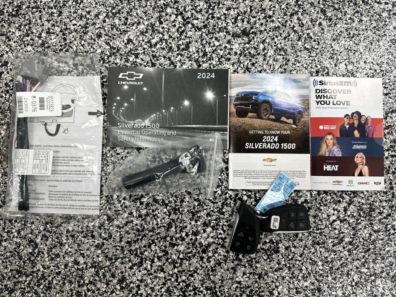 2024 Chevrolet Silverado 1500 LT (2FL)
