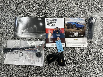 2024 Chevrolet Silverado 1500 LT (2FL)