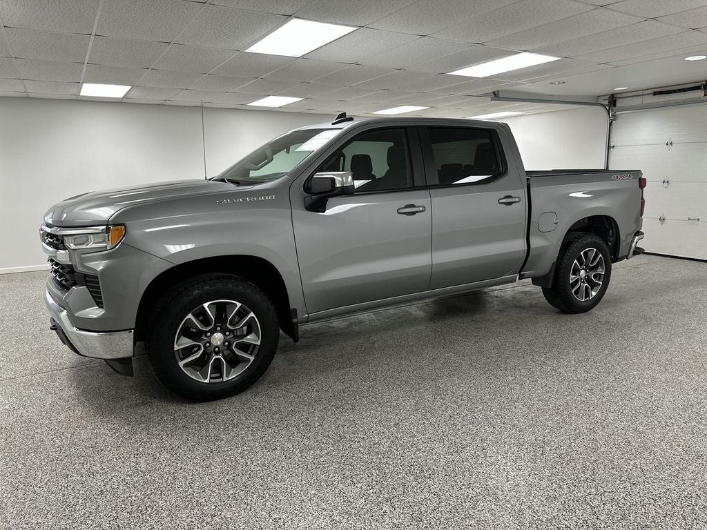 2024 Chevrolet Silverado 1500 LT (2FL)