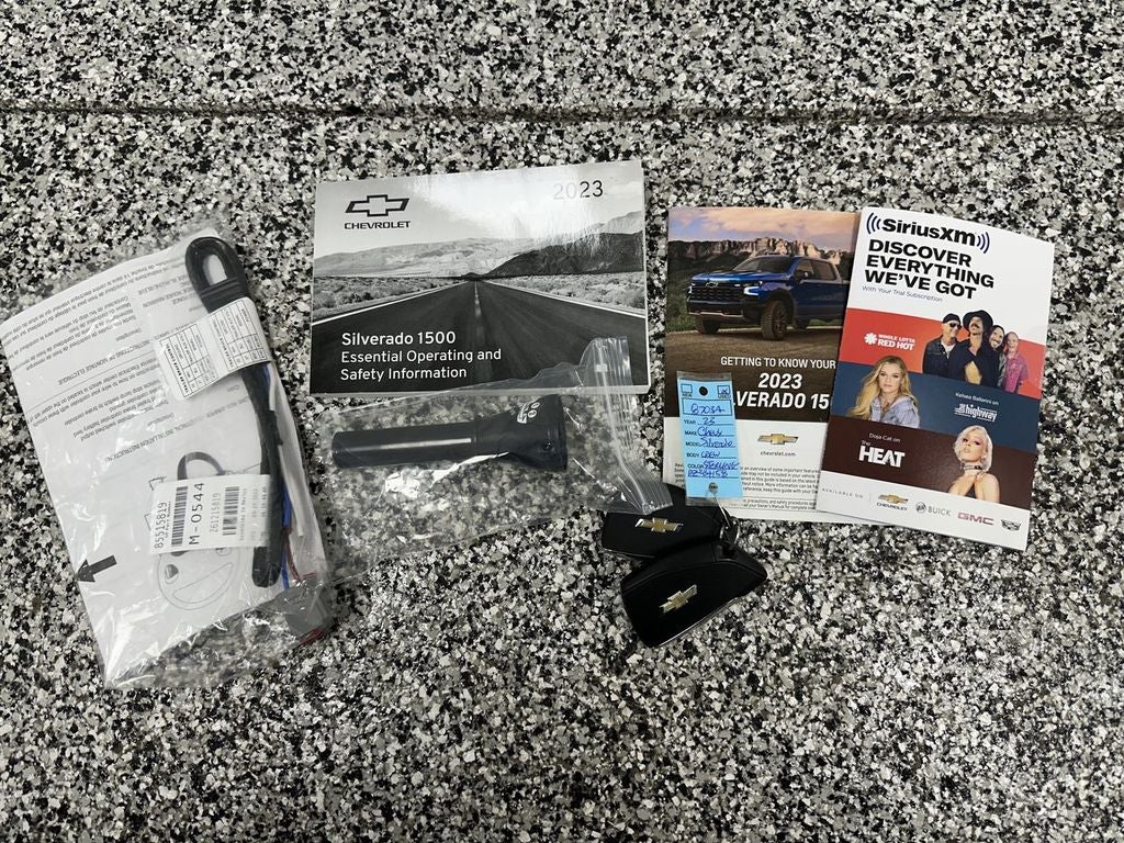2023 Chevrolet Silverado 1500 LT (2FL)