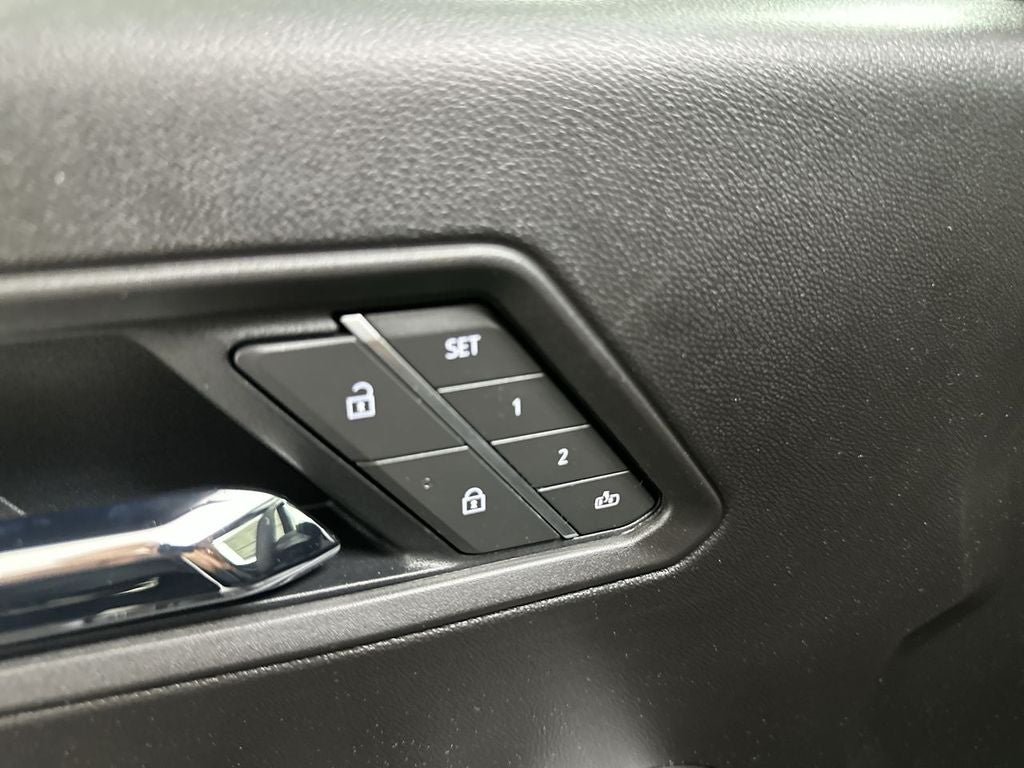 2026 Chevrolet Colorado Z71 - Photo 12