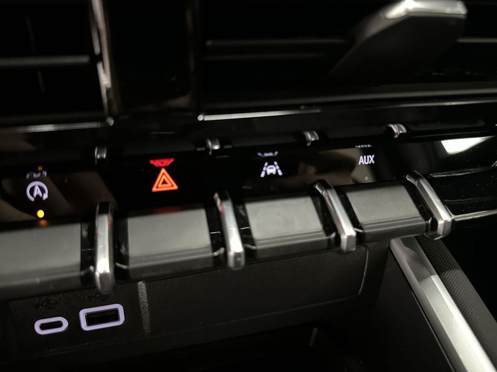 2026 Chevrolet Colorado Z71 - Photo 55