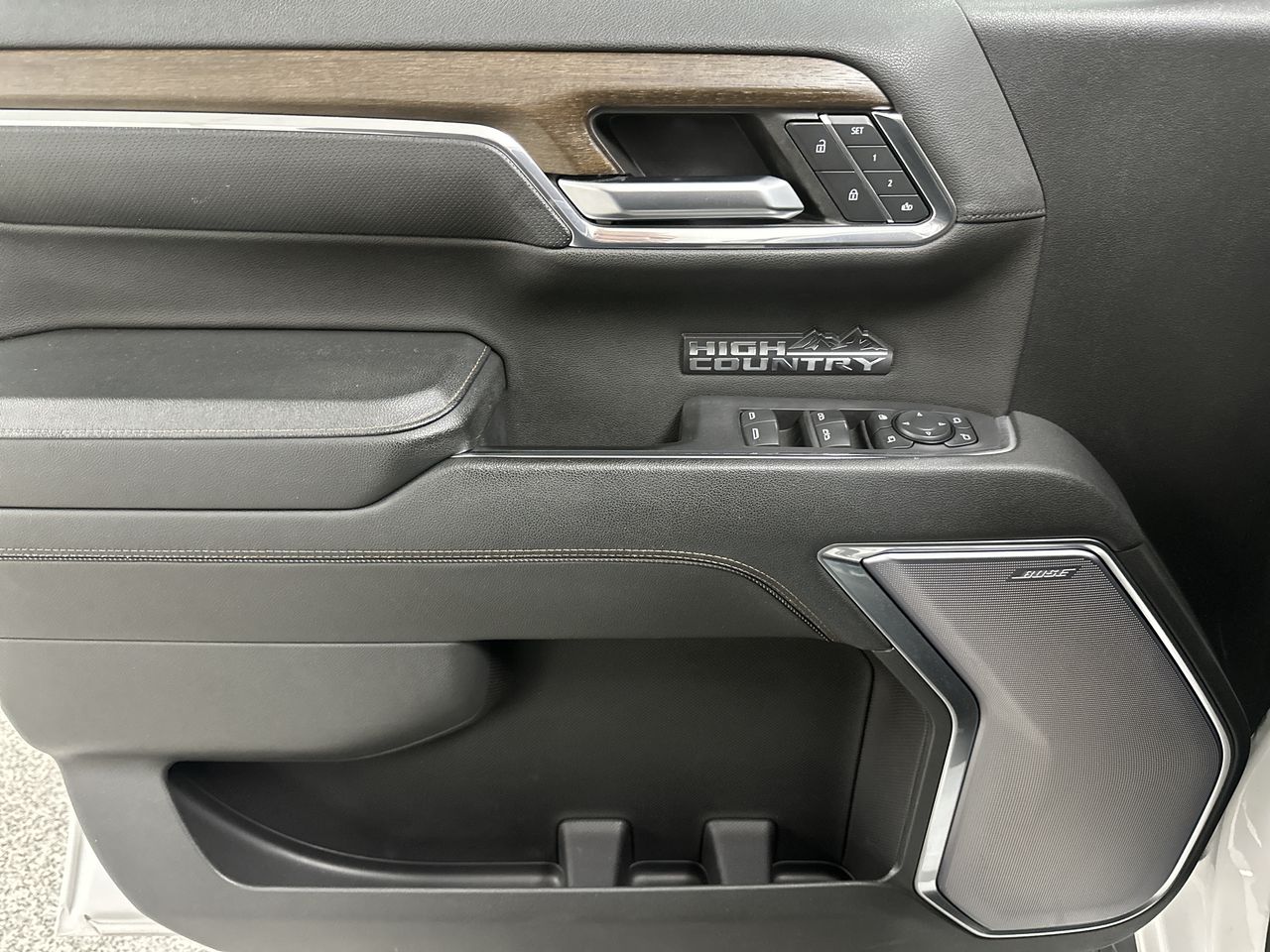 2024 Chevrolet Silverado 1500 High Country