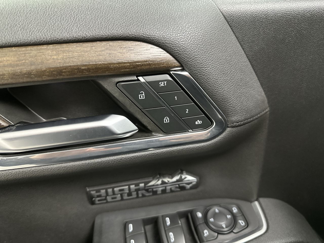2024 Chevrolet Silverado 1500 High Country