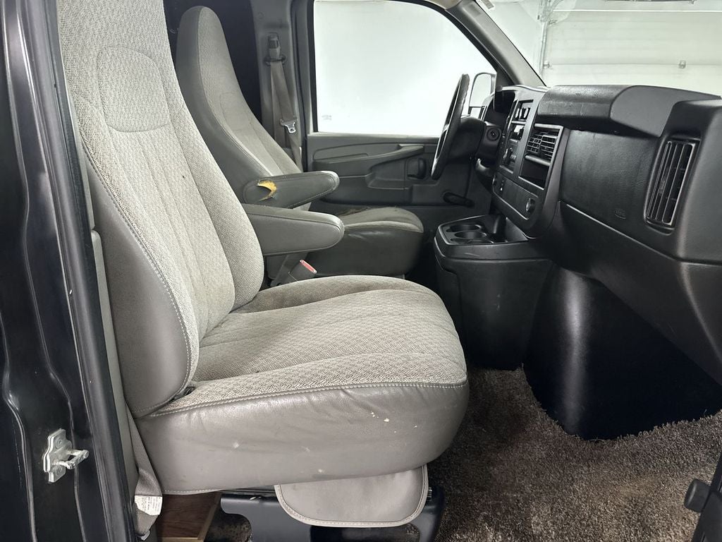 2010 Chevrolet Express Cargo 2500 Work Van