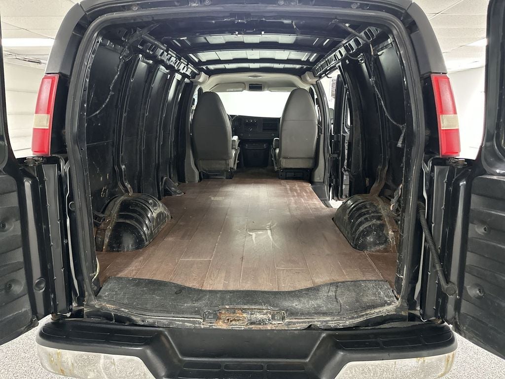 2010 Chevrolet Express Cargo 2500 Work Van