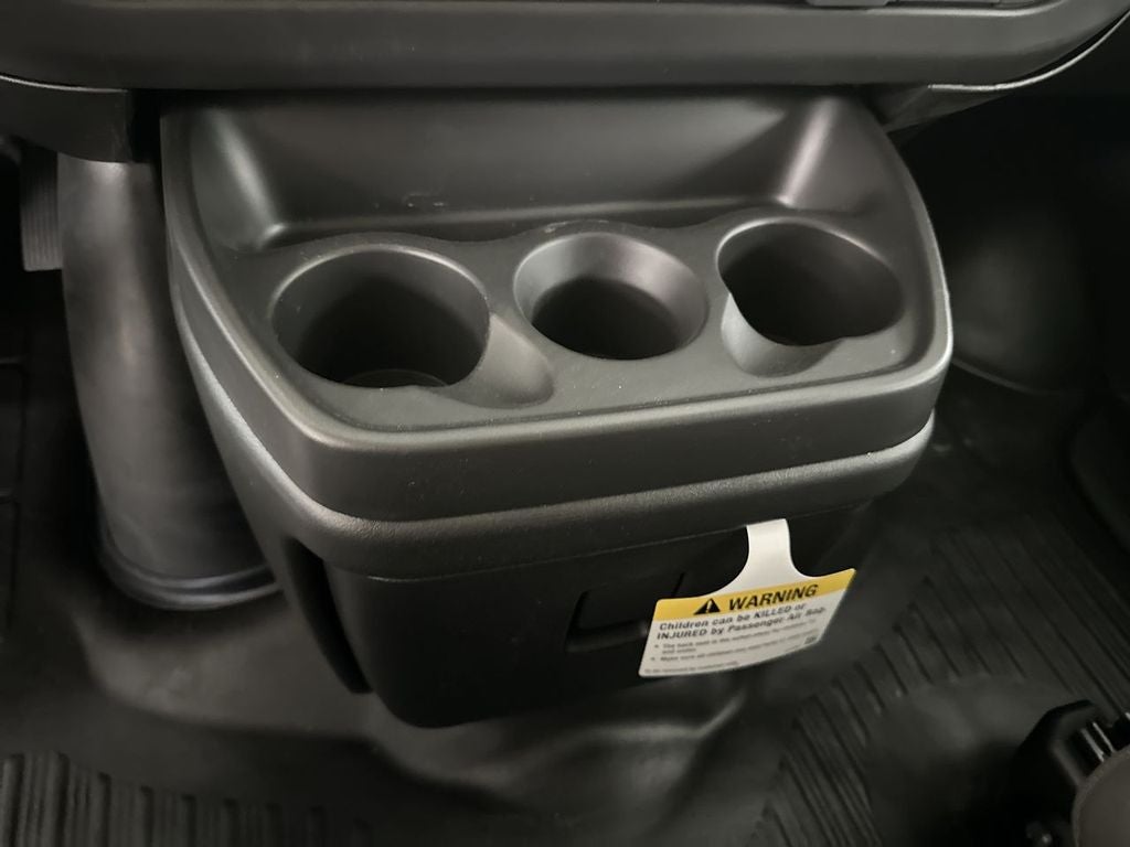 2026 Chevrolet Express Cargo Work Van - Photo 37