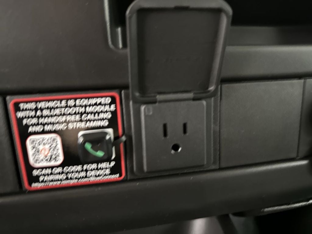 2026 Chevrolet Express Cargo Work Van - Photo 39