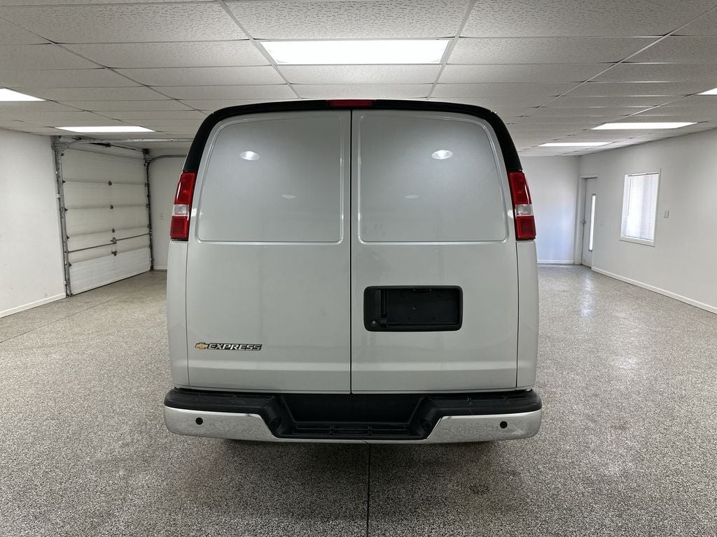 2026 Chevrolet Express Cargo Work Van - Photo 7