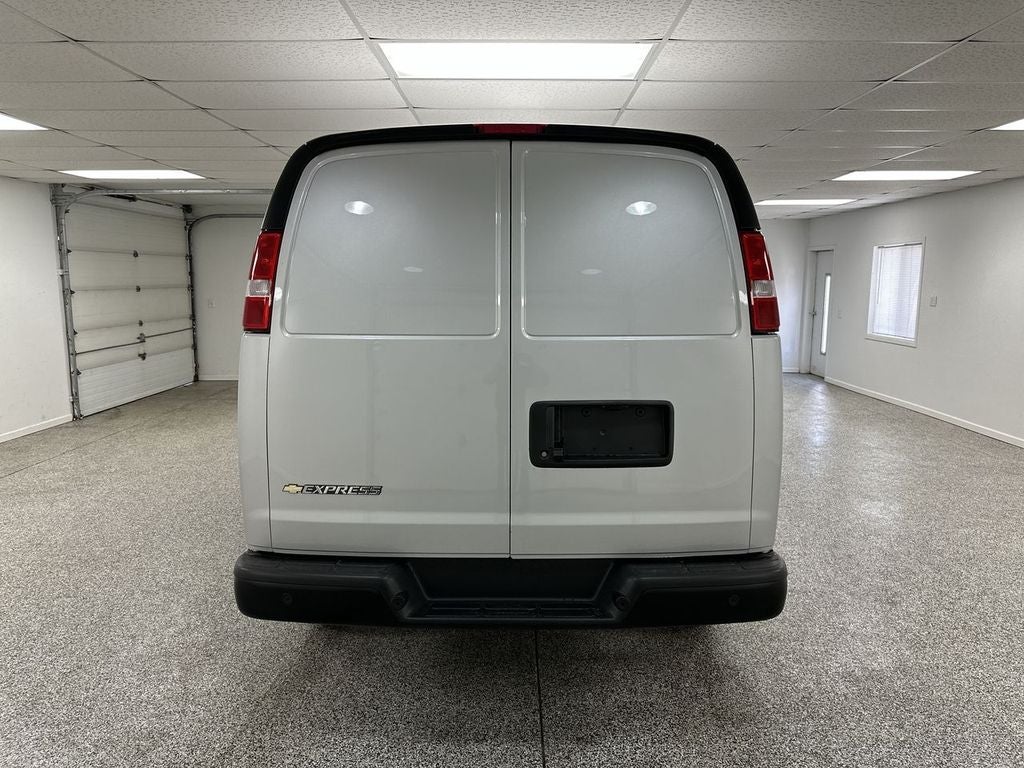 2026 Chevrolet Express Cargo WT