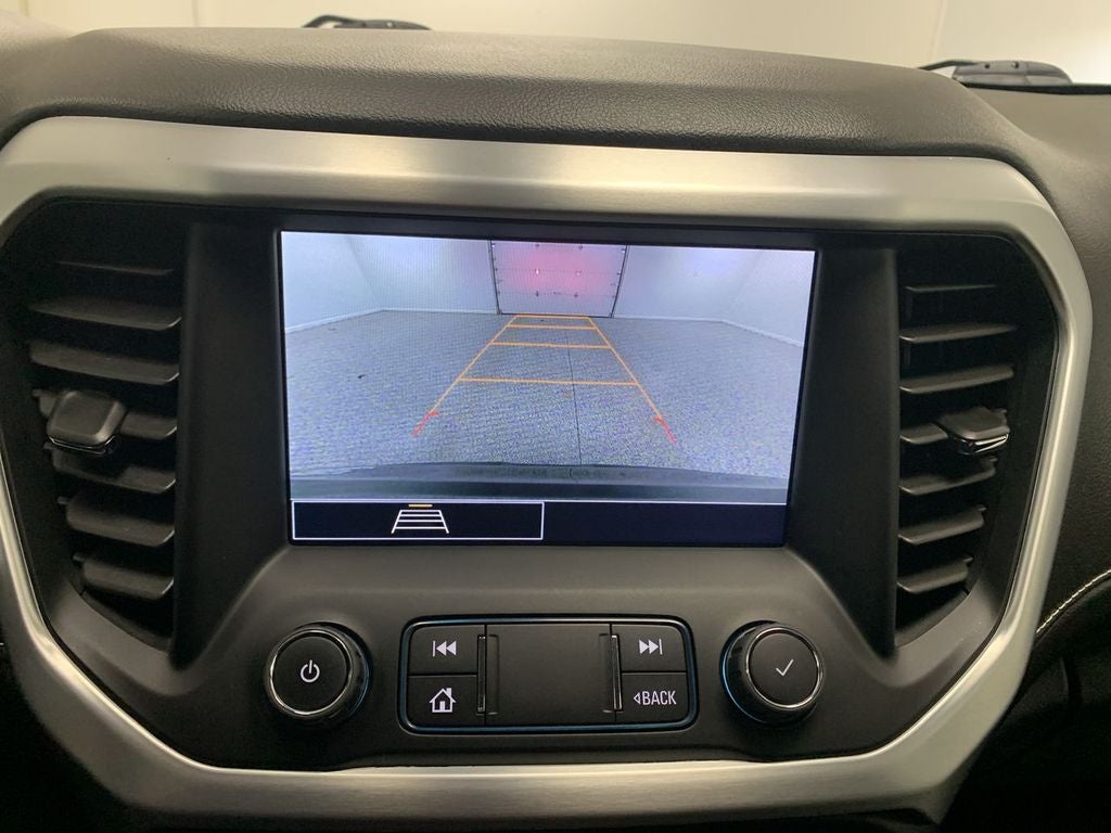 2022 GMC Acadia SLE