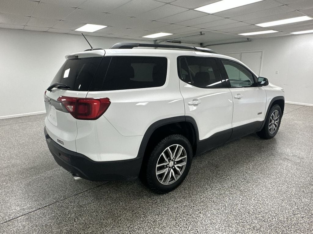 2017 GMC Acadia SLE