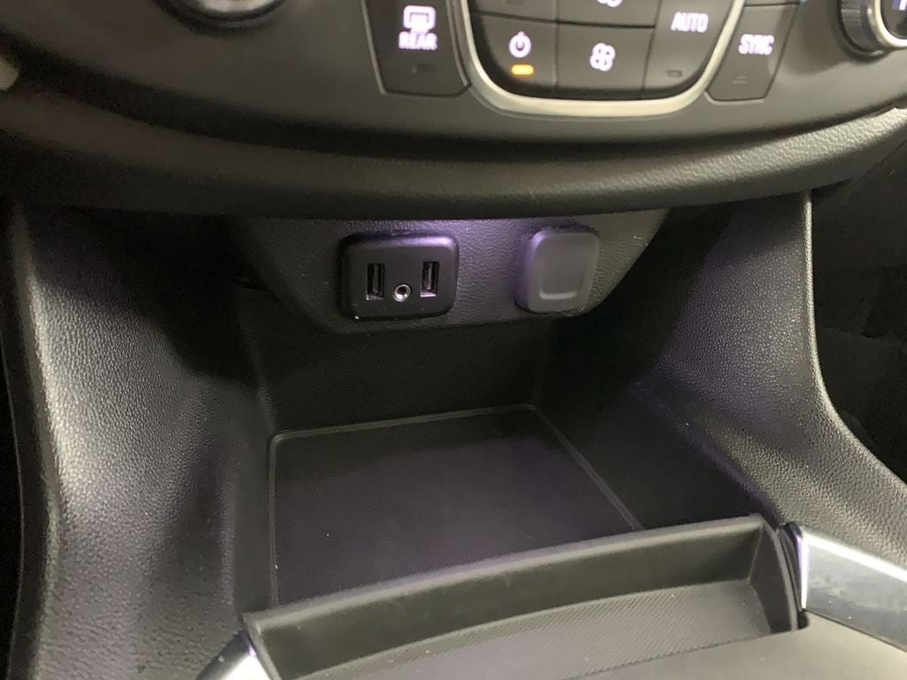 2024 Chevrolet Traverse Limited LS