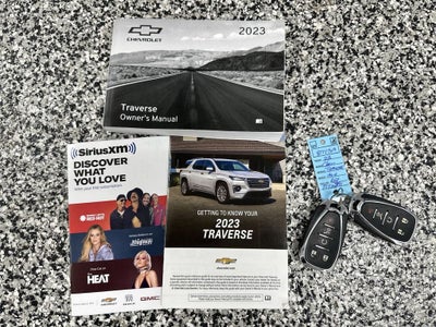 2023 Chevrolet Traverse LT Cloth