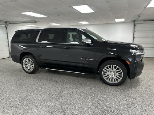 2023 Chevrolet Suburban LT