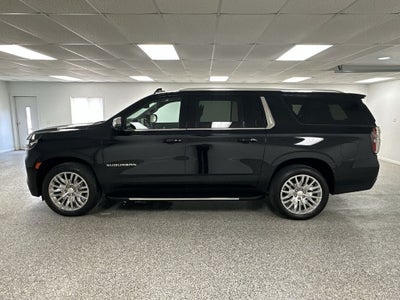 2023 Chevrolet Suburban LT