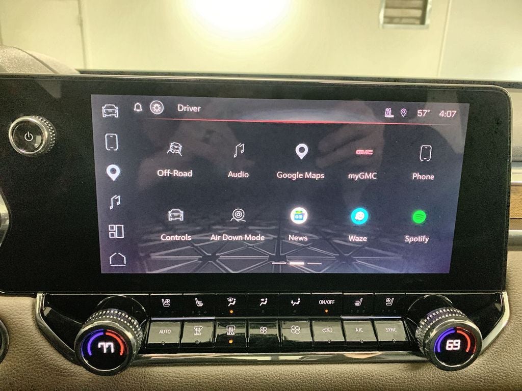 2024 GMC Canyon Denali