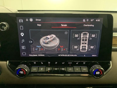 2024 GMC Canyon Denali