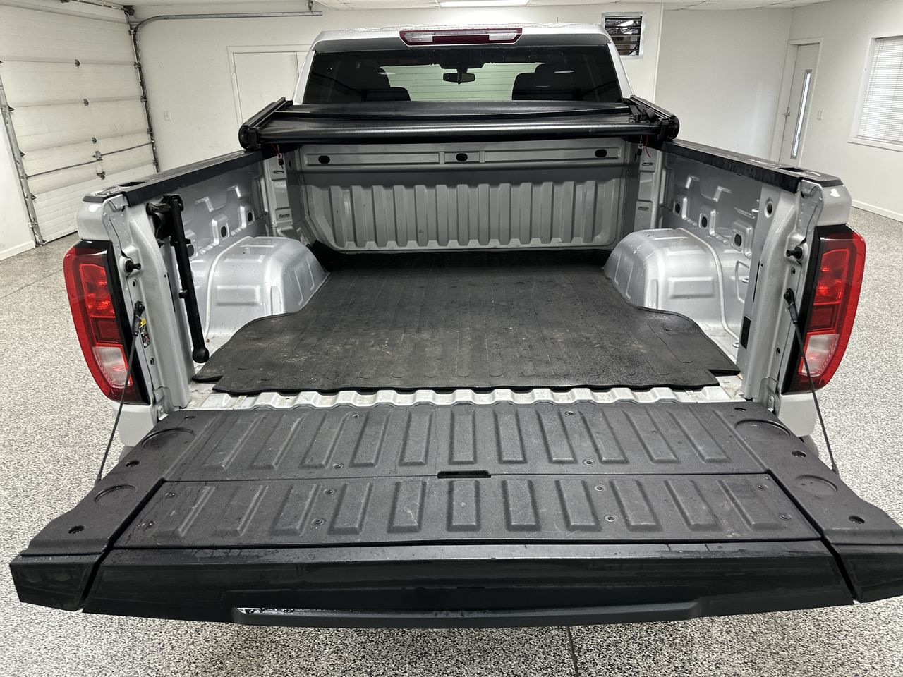2021 GMC Sierra 1500 SLE