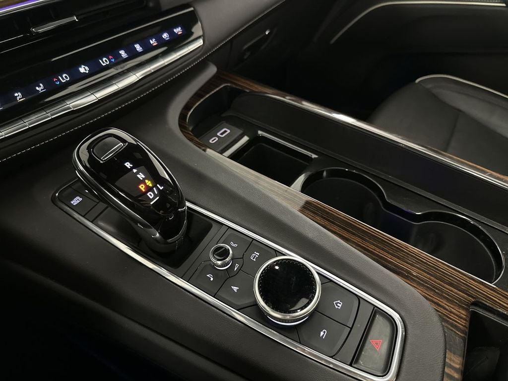 2022 Cadillac Escalade Premium Luxury