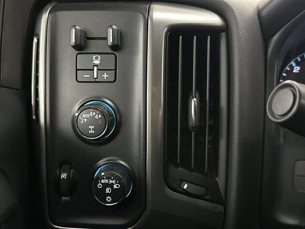2019 Chevrolet Silverado LD LT