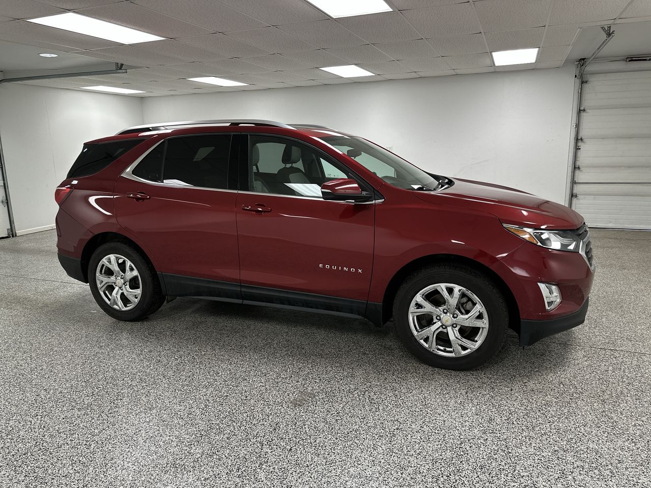 Used 2019 Chevrolet Equinox LT with VIN 2GNAXVEX5K6213594 for sale in Kalkaska, MI
