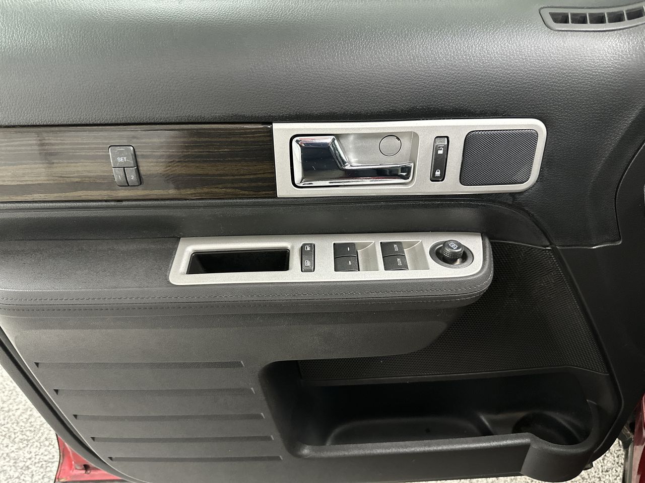 2008 Lincoln MKX Base