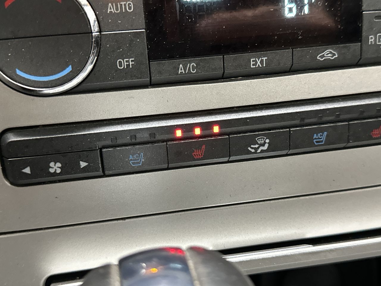 2008 Lincoln MKX Base