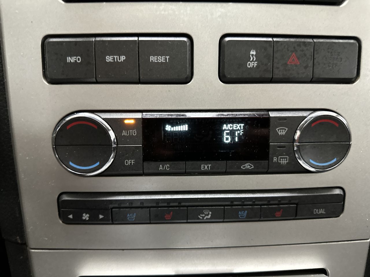 2008 Lincoln MKX Base