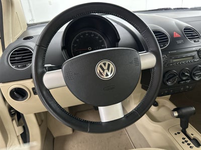 2009 Volkswagen New Beetle Coupe S