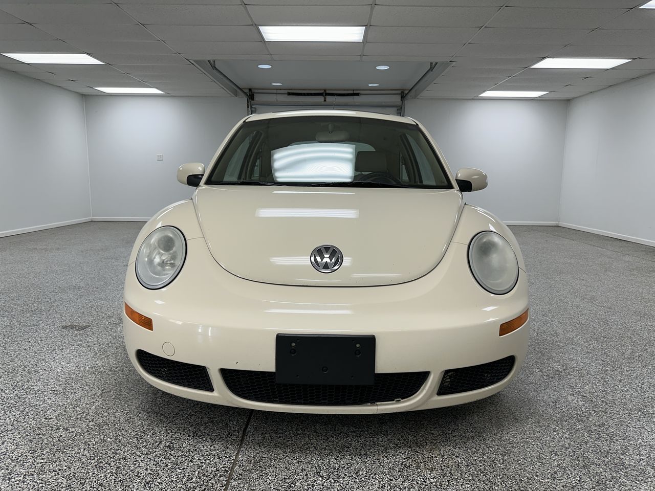 2009 Volkswagen New Beetle Coupe S