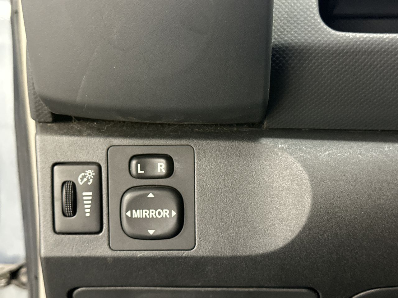 2008 Toyota Yaris 3dr HB Man (Natl)